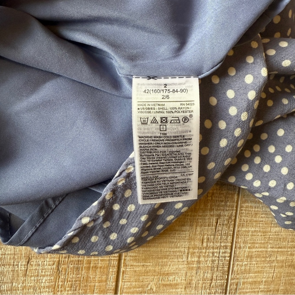 GAP Blue Polka Dot Button-Down Skirt - Picture 8 of 9